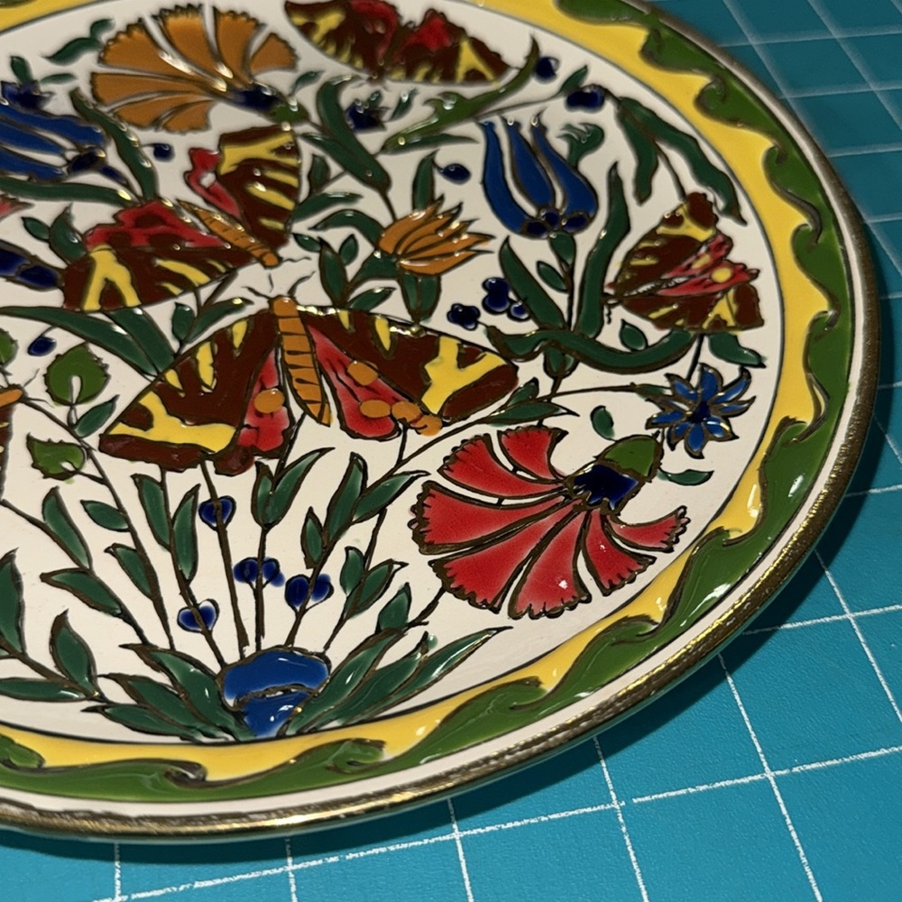 Manousakis Keramik Hand Made Greece Decorative Butterfly and Flowers Plate 9.5” - Picture 3 of 9